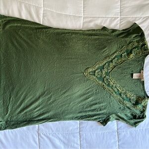 Green Short Sleeve blouse with Lace embroidered Trim